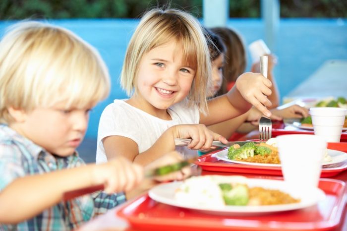 Zdrowe żywienie w szkołach – oczekiwania kontra rzeczywistość